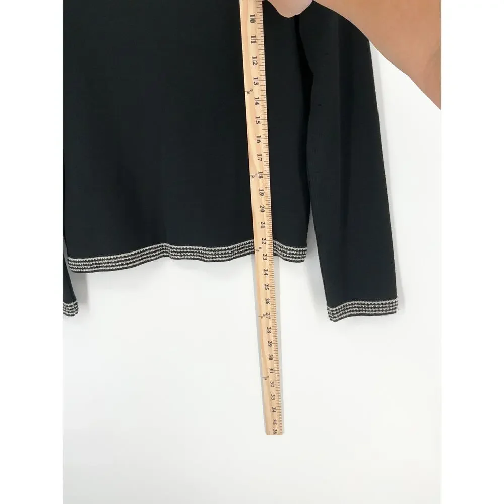 CHANEL 04A 2004 Black White Wool CC Logo Cardigan Jacket Size 40 Authentic